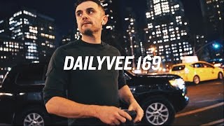 I'M ACTUALLY A BUSINESSMAN, I JUST MOONLIGHT AS GARYVEE | DailyVee 169