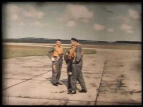 Britain's first V-Bomber.  Vickers Valiant RAF Crew 1960's flying clips.mov