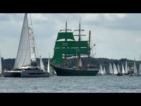 Dreimaster Segelschiff ALEXANDER VON HUMBOLDT II Kieler Woche Windjammerparade 2024