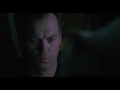 Pacific Heights (1990): Cockroaches in San Francisco