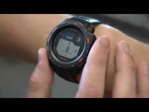The unboxing of the Garmin Instinct Esports Watch at the H20 Campus!