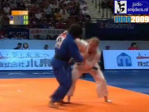 Judo 2009 Rotterdam: Misato Nakamura (JPN) - Sophie Johnstone (GBR) [-52kg].