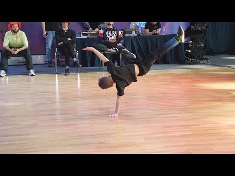 top8 7-10 bboy Lazy Sam vs Orlan Stepa - брейкданс чемпионат г.Москва
