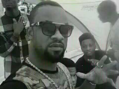 AMITIÉ SINCÈRE DU CDT (COMMANDANT) TWOTI ONE