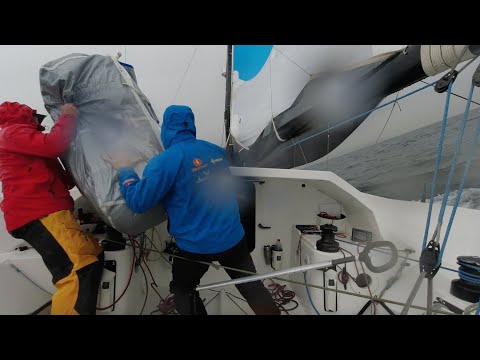 Are offshore racers looking for pain ? - Ep198 - The Sailing Frenchman