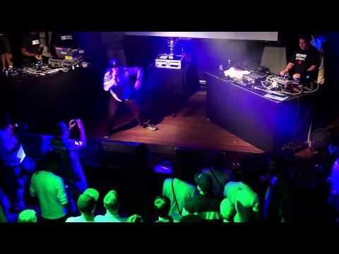 War Ina East 2013 - Kosmik Movement vs Yardbeat vs Sentinel