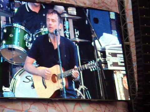 Videoclip de Sunday Sunday (Live in Hyde Park, London 02/07/2009) — Blur