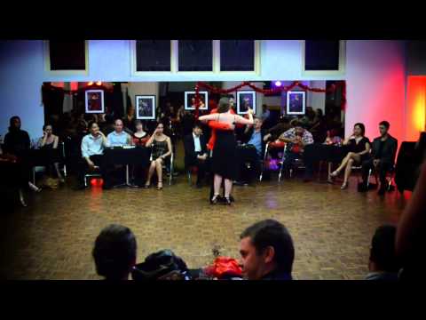 2014 Tango Spirit Christmas Milonga Esteban y Gabriela