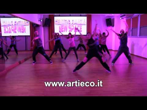 Arash - She Makes Me Go (Zumba Choreography)