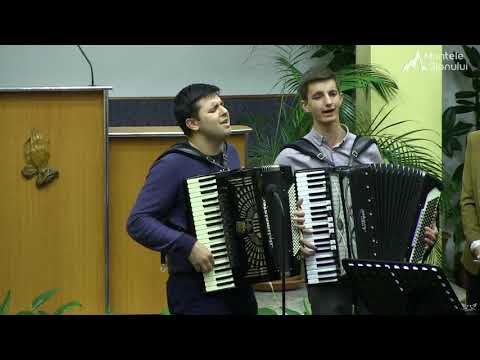 Grup de tineri Otelul Rosu - Cine e ca Domnul drept si inaltat