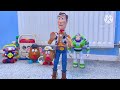 Toy Story 2 Slinky Finds Woody S Hat