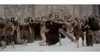 Saliendo del pretorio (No puede ser maldito) de Marcela de la Garza