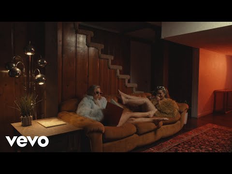 Maddie & Tae - Love & Light (Official Visualizer)