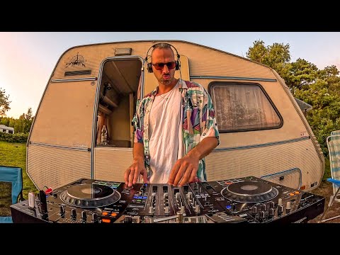 Sunset House Disco Music Mix - Energetic Retro 80`s DJ Set