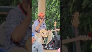 Otis Taylor has catarax... Turn off your flash!!!