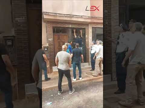 عاجل من البيضاء..لحظة القبض على الشخص الذي احتجز فتاتين بعد تدخل أمني محكم