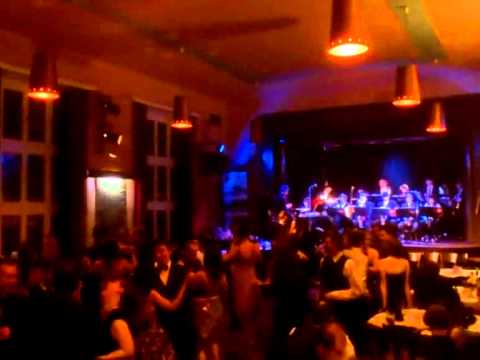 Magnum Jazz Bigband - Ples sboru Piccolo Coro