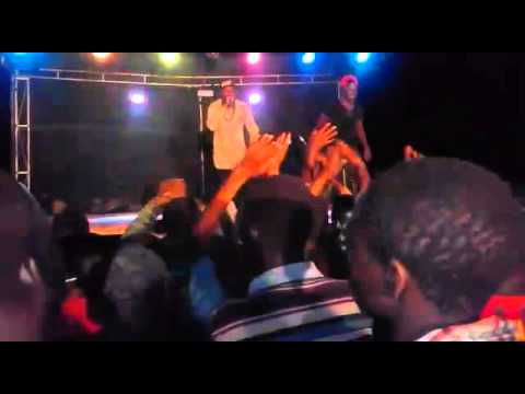 Mr Rhee - Omaxwilili - performance at Olufuko 2015