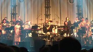 Jan Böhmermann feat. Max Giesinger- Menschen, Leben, Tanzen, Welt