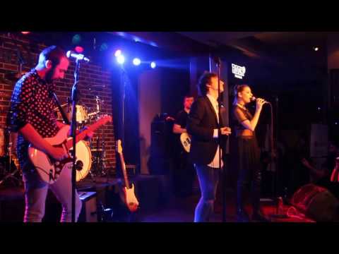 Fameless - Who Wants to Live Forever - feat Teodora Buciu (Live in Hard Rock Cafe, 27.01.2017)