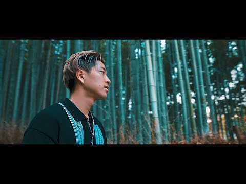 Junoflo - Wide Awake (Official Video)