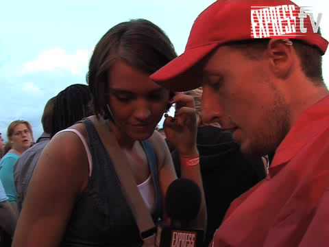 Big-Brother-Finale: Junge Frau kotzt Reporter vor die Füße