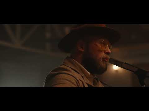 Benjamin Dakota Rogers - Coyote (Official Live Video)