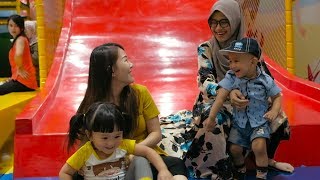 Download lagu Reaksi Bebel Ketika Diusir Pergi Saat Sedang Asik Bermain!! mp3 Download lagu Reaksi Bebel Ketika Diusir Pergi Saat Sedang Asik Bermain!! mp3