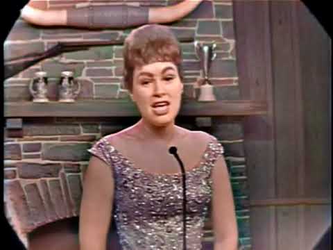 Patsy Cline - Imagine That (in color 1962)