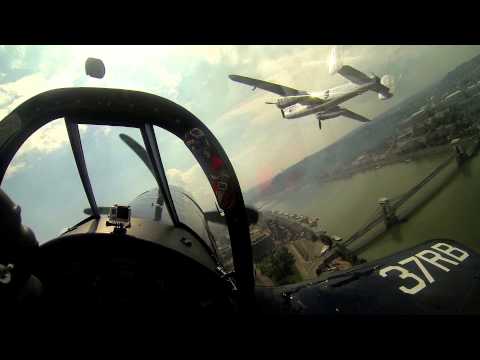 Increíbles Acrobacias Aéreas En Los Cielos De Budapest