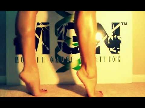 Toned Sexy Female Calves-GAUGEGIRL82