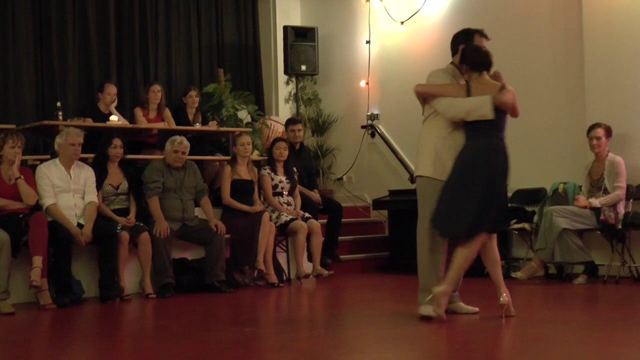 Agustin Venturino & Natalia Agüero in Tinta Roja (1) "Tristezas De La Calle" M.Calo