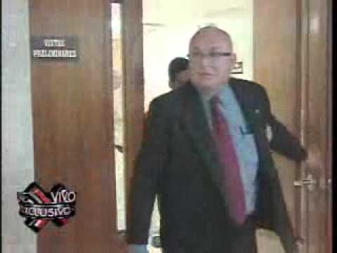 SuperXclusivo - Seguimiento al caso del huevazo de Fortuño 11/5/09