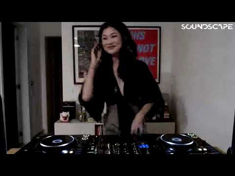 Fora da Caixa, Dentro de Casa - Ep. 2 Eli Iwasa