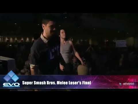EVO 2013 SSBM Top 8 Loser’s Finals - He Read That Roll (Mango vs Hungrybox)