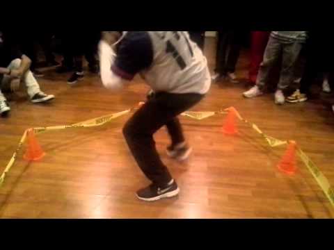 Slyone VS Ray Gunz - Final - footwork hexagon