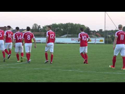 FC Winden vs ASV Deutsch Jahrndorf 1:0 (0:0) Die Mannschaften betreten das Spielfeld