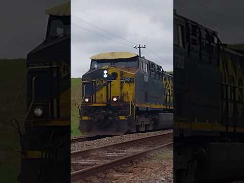 MRS - Carga Geral (KSV) com AC44i #7392-2 e C44-EMi #3974-1 em Paracambi-RJ