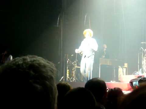 simply red  rockal lux 19 04 09
