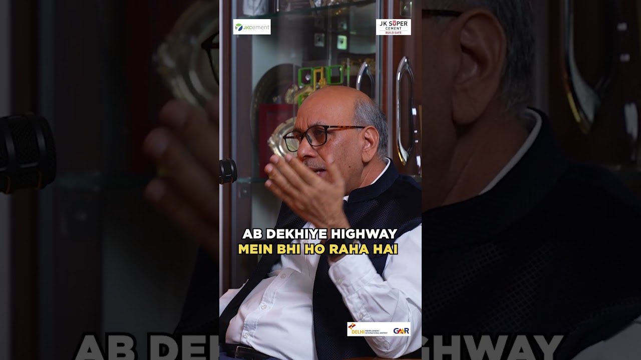 DMRC's Smart Way to Build Things Up High - #delhimetro #podcastreel