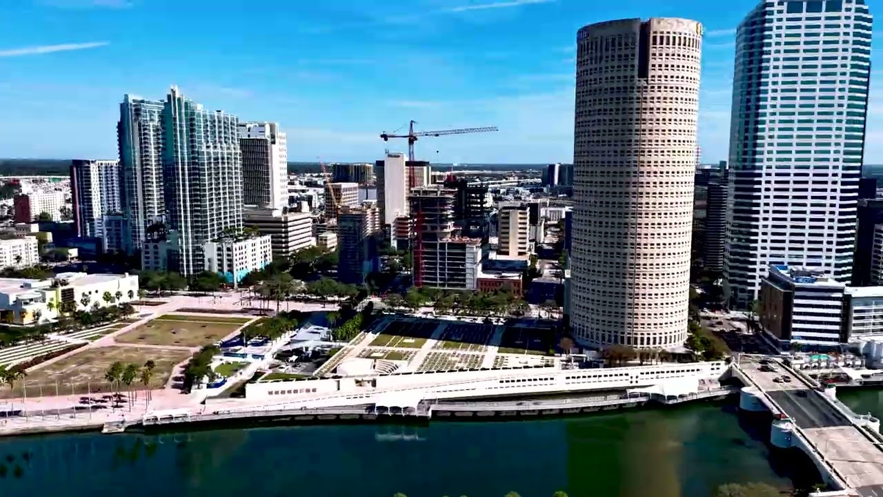 Tampa Bay, On Approach