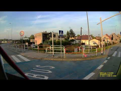 Dzikie manewry Idioty w busie na granicy PL-CZ Chałupki 18.06.19 SWD 7LY2