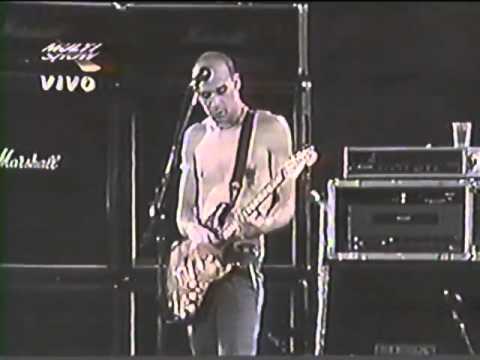 Red Hot Chili Peppers  Good To Your Earhole (Funkadelic) Live !993