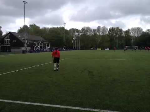 Victoria 1 (zo) vs. Laren 99 sv 1 (zo) 12-5-2013 15:29