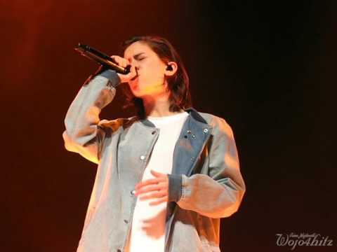 5/23 Tegan & Sara - 2ND PERFORMANCE of White Knuckles @ Centennial Concert Hall, Winnipeg 9/10/16