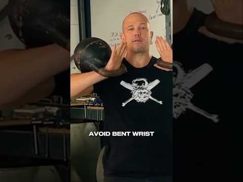 1 minute breakdown - Proper Double Kettlebell Racking Technique (for beginners) #kettlebell #fitness