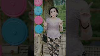 Download lagu ANISA SALMA - FOTOMU || Nyawang fotomu nambahi kangen ku mp3