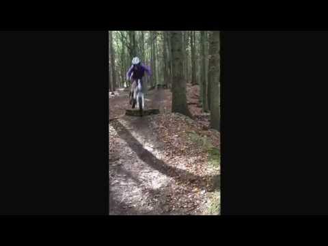 DH warm up jumps at storthes hall!