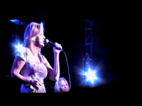 Trisha Yearwood  "Georgia Rain" with  Karyn Rochelle