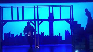 Oliver London Bridge scene